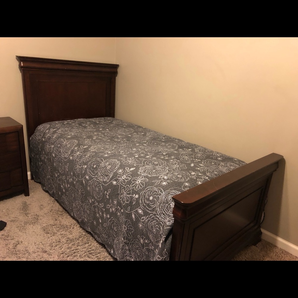 B&W Twin Sized Quilt
